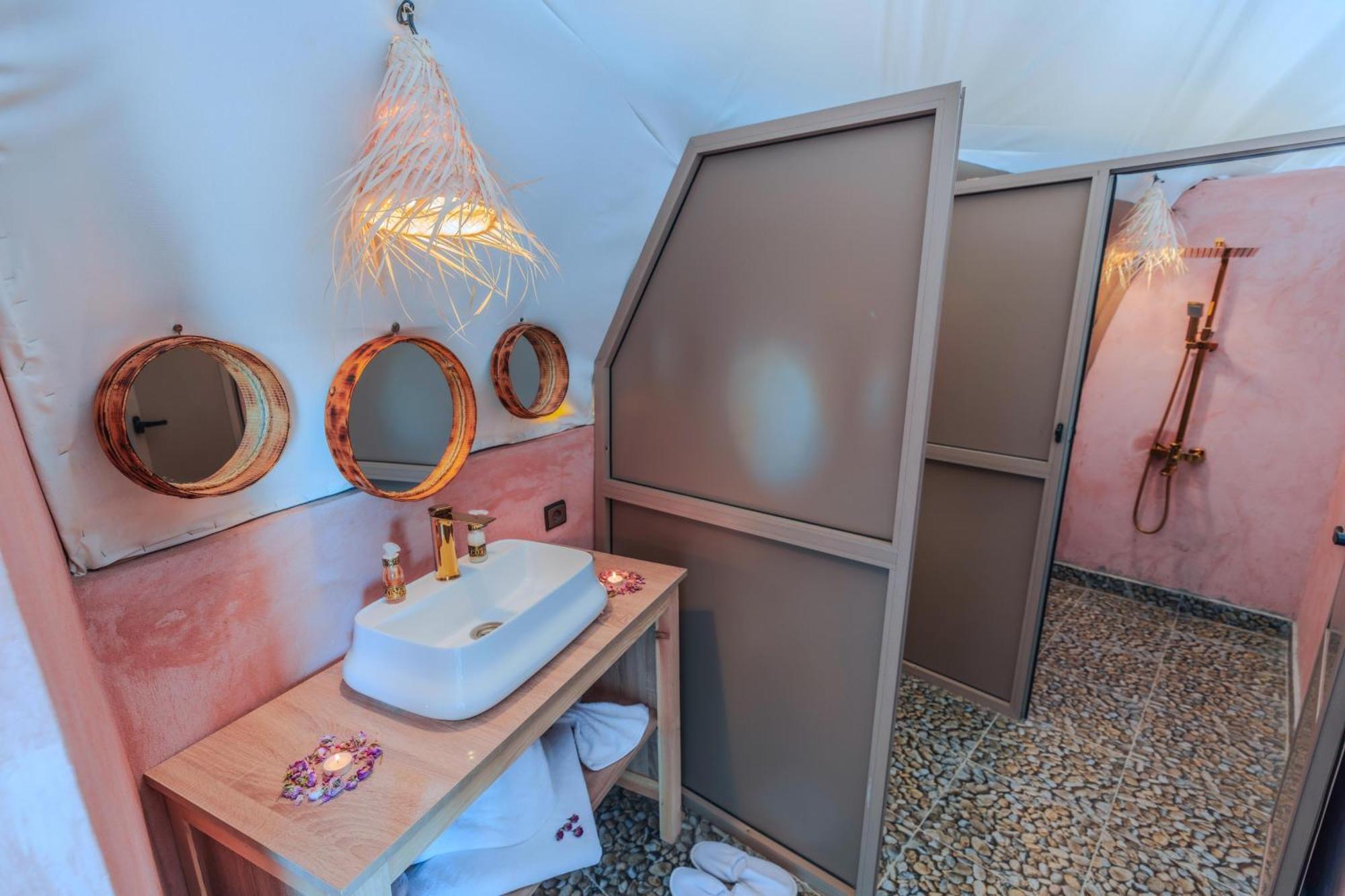 Готель Luxury Camp Camelhouse Мерзуга Екстер'єр фото